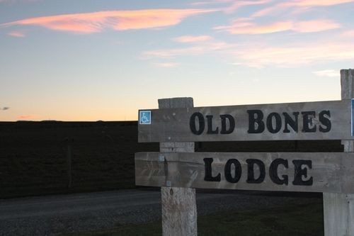 Old Bones Lodge Oamaru Exterior photo